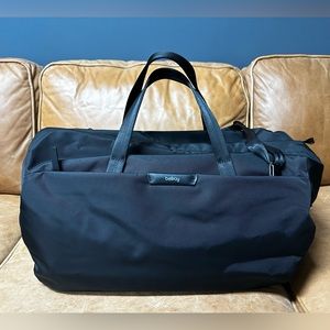 Bellroy Weekender Duffel 45L - NWOT Black